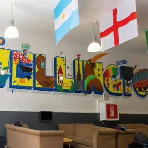 Nomads Capital Backpackers - (adults Only) Hostel